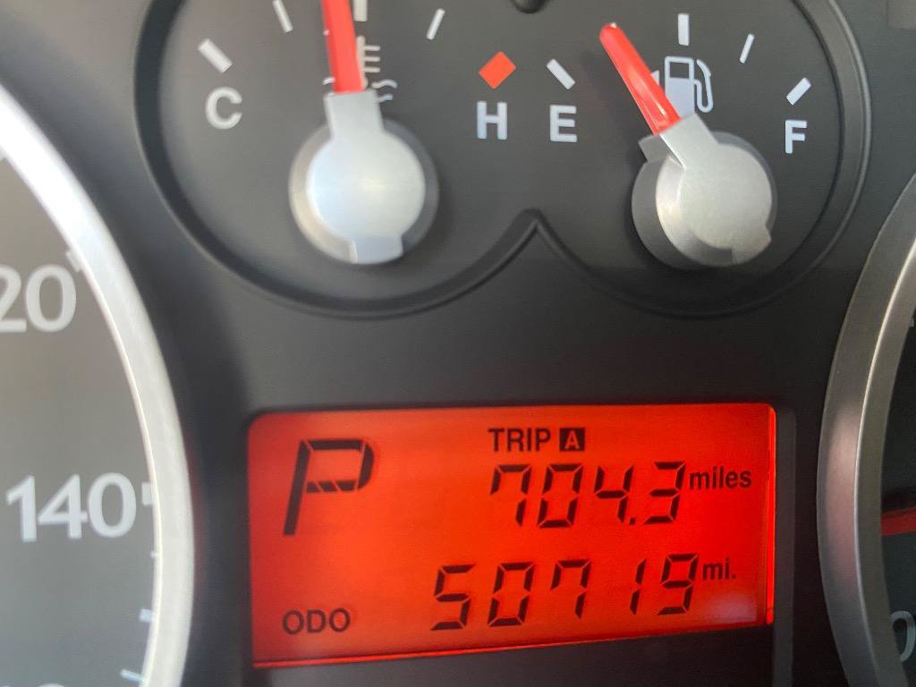 Used 2004 Hyundai Tiburon GT FWD image 32