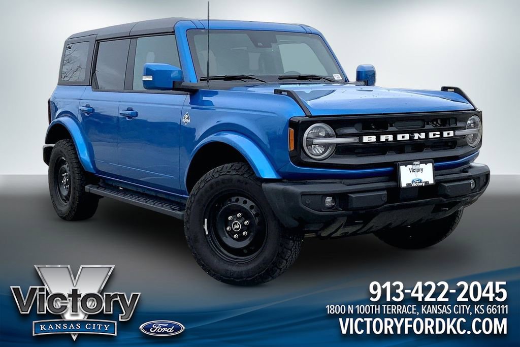 Used 2024 Ford Bronco Outer Banks AWD/4WD image 1