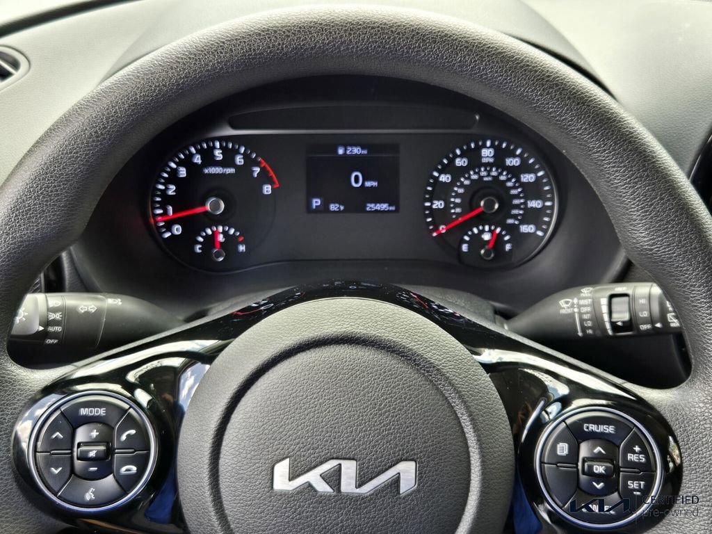 Certified 2022 Kia Soul S image 30