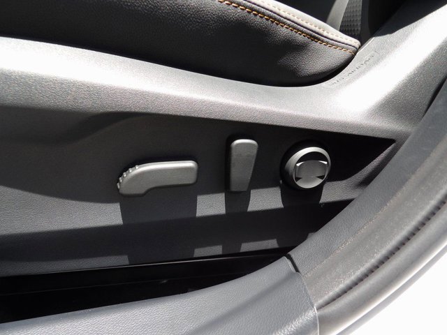 Certified 2025 Subaru Outback Wilderness w/ Wilderness Package image 12