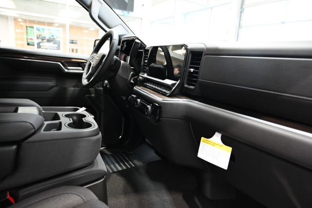 New 2026 Chevrolet Silverado 1500 LT AWD/4WD image 14