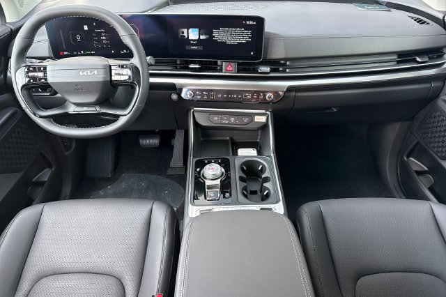 New 2027 Kia Carnival SX Prestige FWD image 15