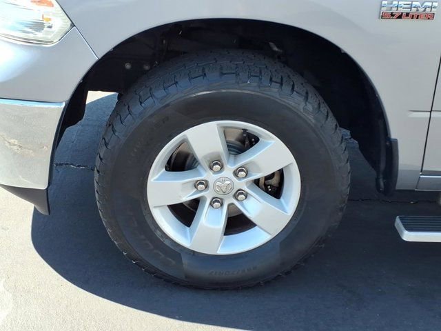 Used 2019 RAM 1500 Classic SLT w/ Luxury Group AWD/4WD image 29