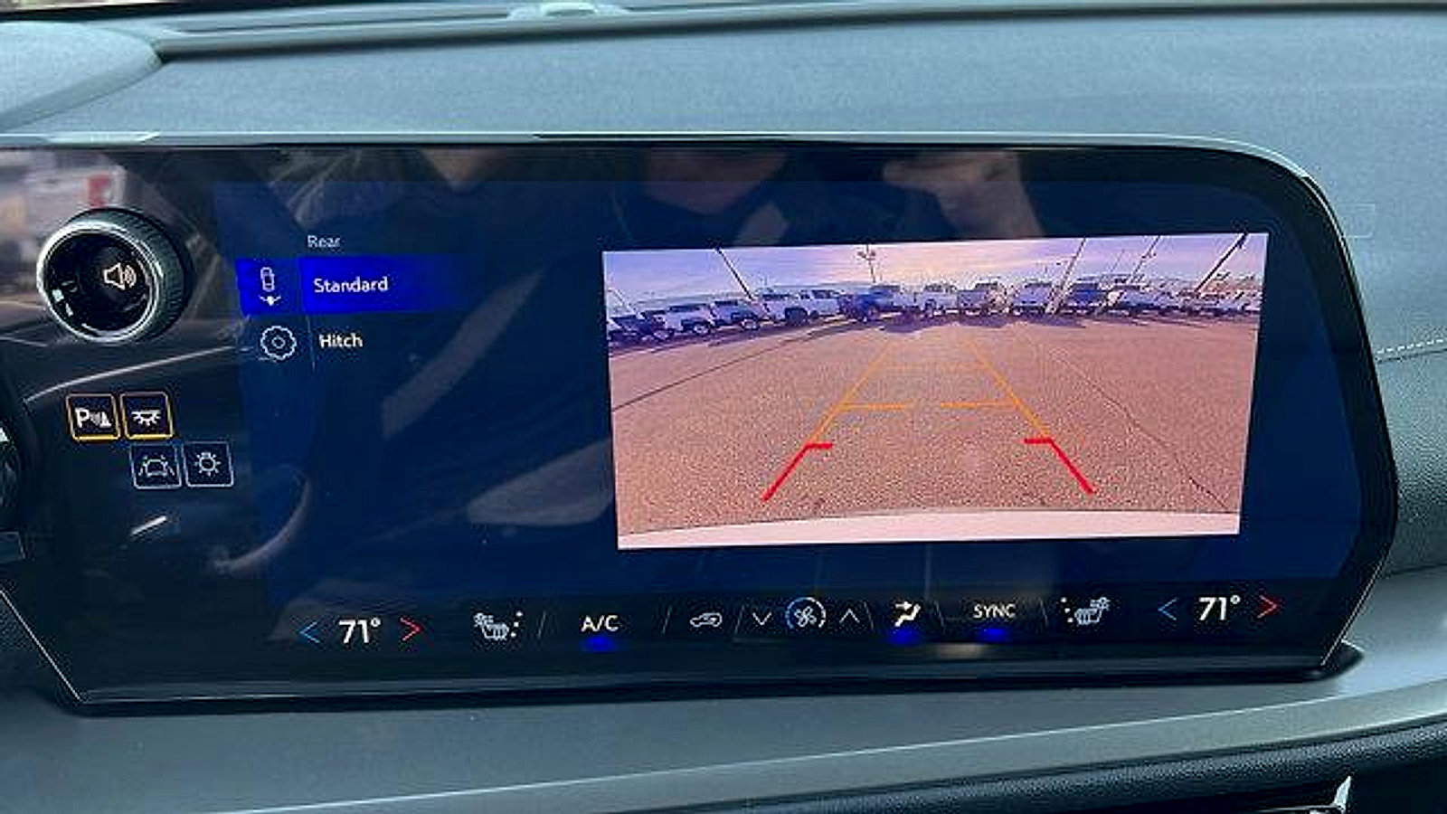 New 2026 Chevrolet Traverse LT w/ Midnight/Sport Edition image 23