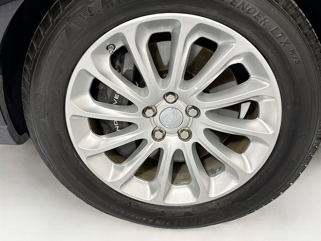 Used 2020 Land Rover Range Rover HSE image 33