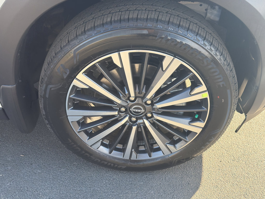 New 2026 Nissan Pathfinder Platinum image 9