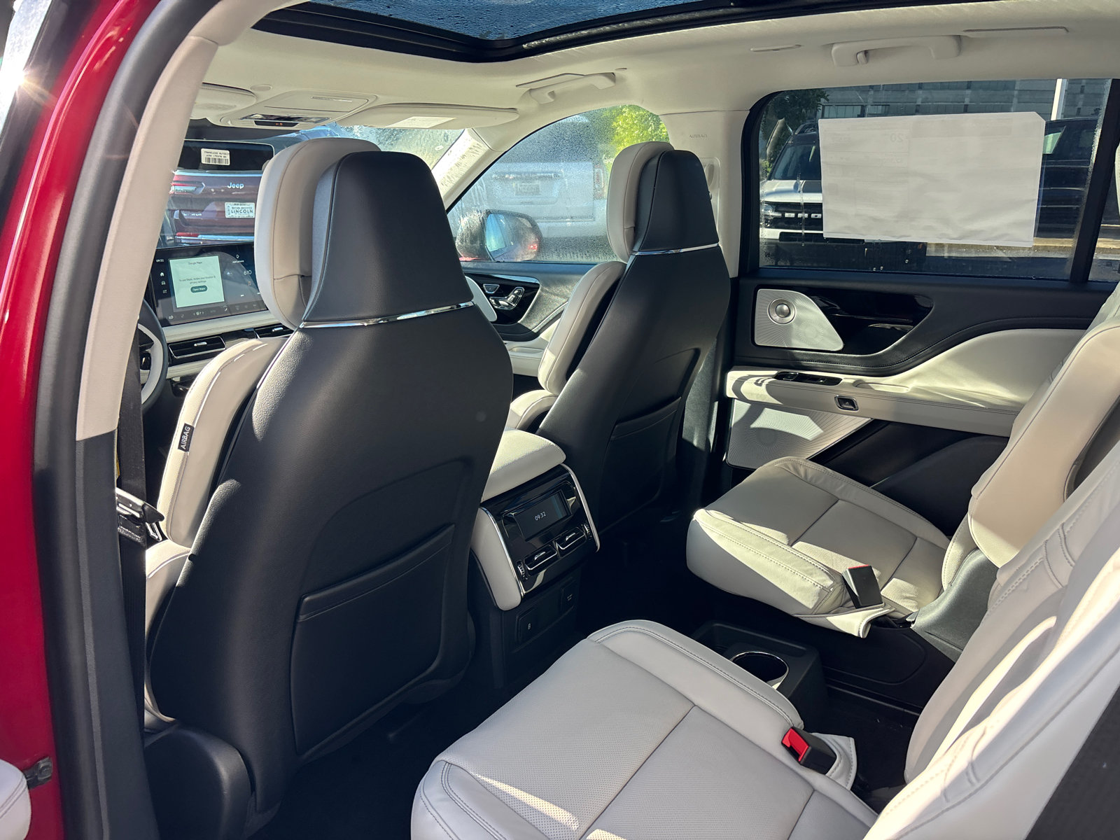 New 2027 Lincoln Aviator Reserve AWD/4WD image 26