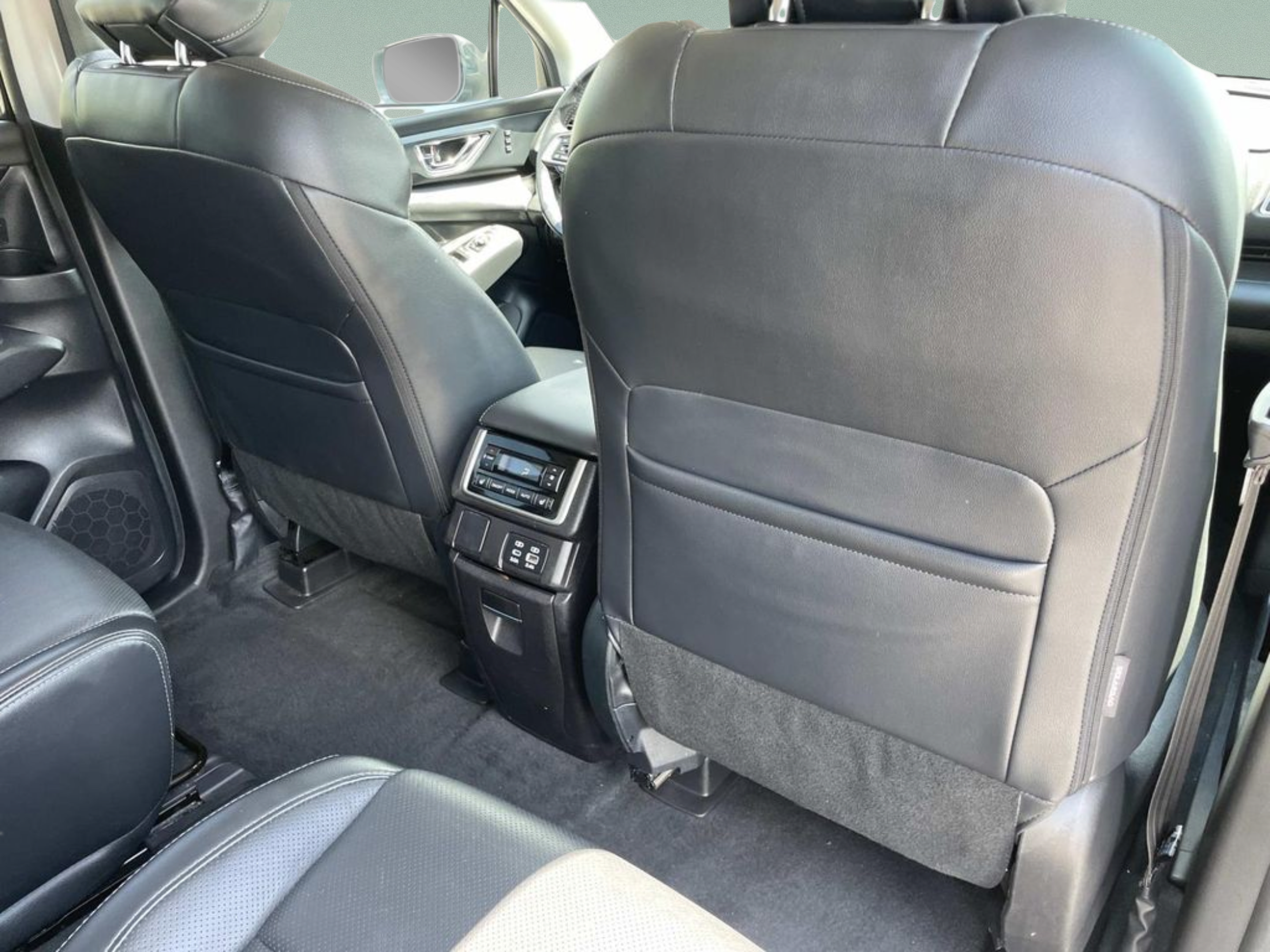 Used 2023 Subaru Ascent Limited AWD/4WD image 16