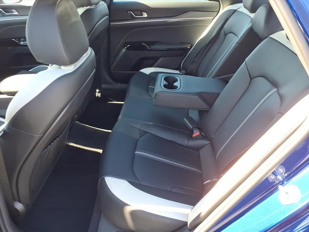 New 2026 Kia K5 GT-Line image 12