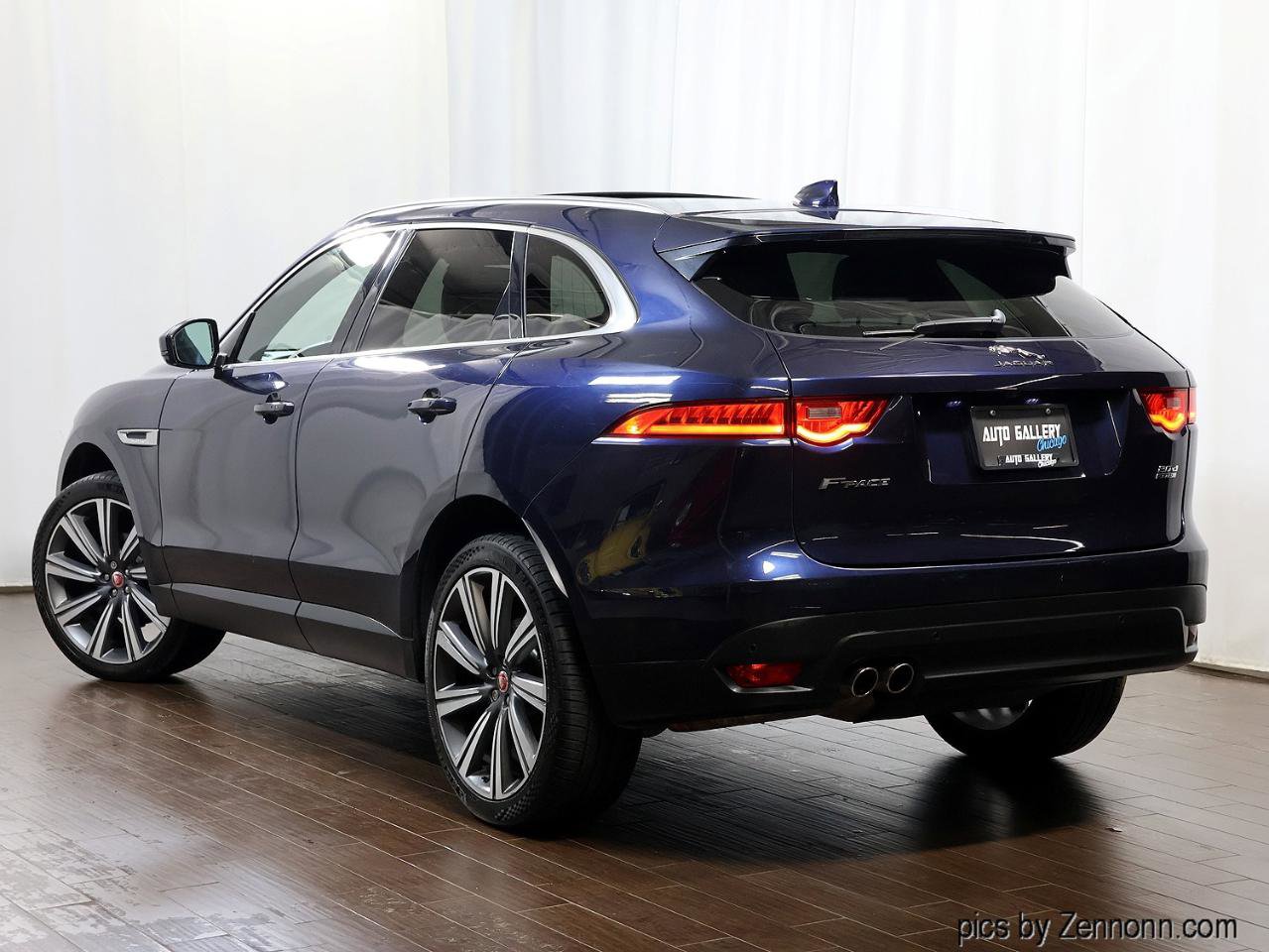 Used 2018 Jaguar F-PACE Prestige image 9