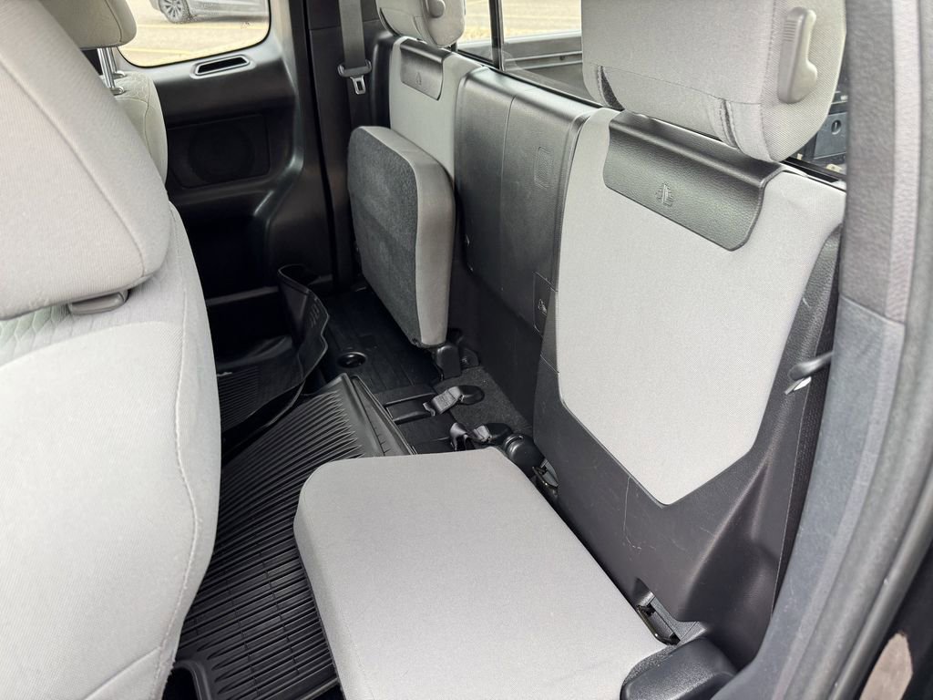 Used 2019 Toyota Tacoma SR w/ SX Package image 24