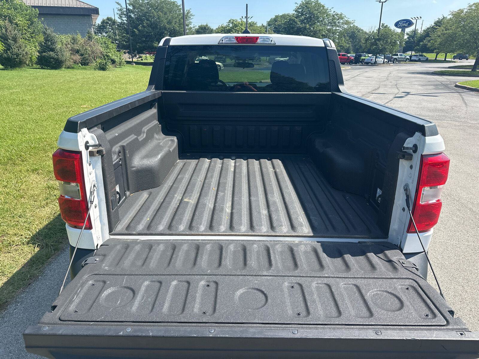 Used 2022 Ford Maverick XL FWD image 14
