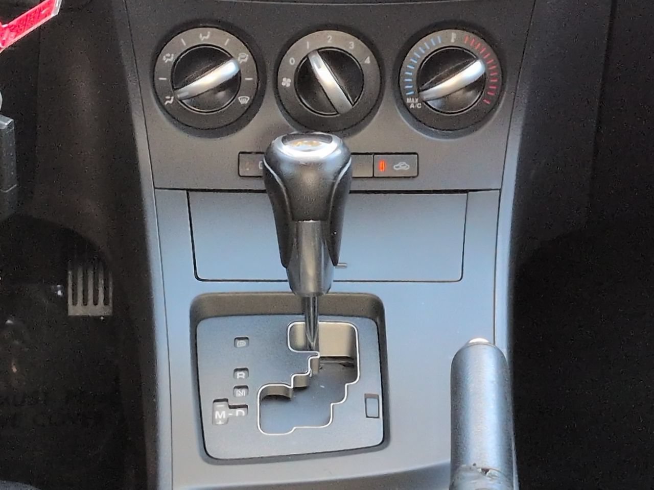 Used 2012 MAZDA MAZDA3 i Touring FWD image 17