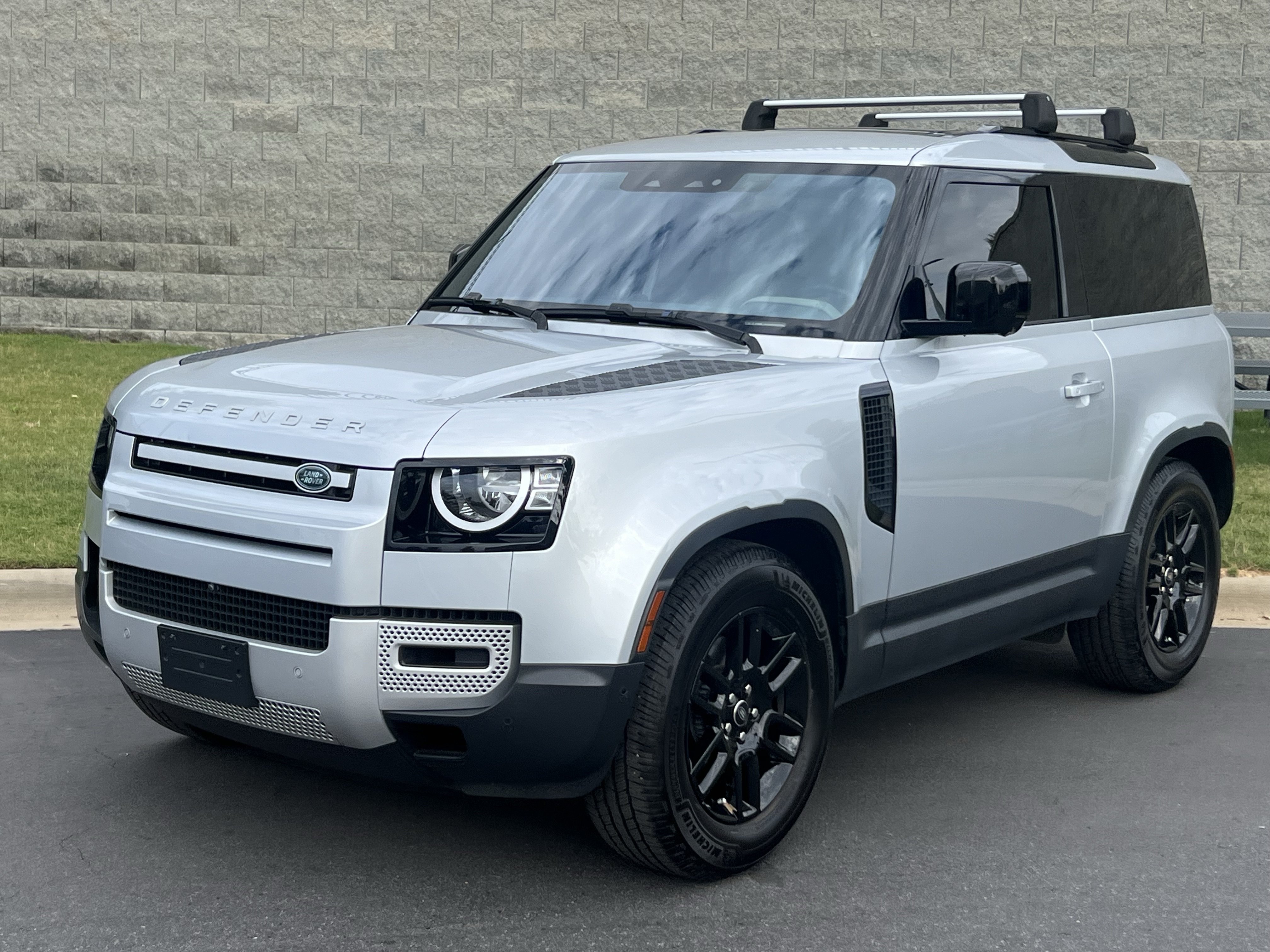 Certified 2022 Land Rover Defender 90 S AWD/4WD video 1