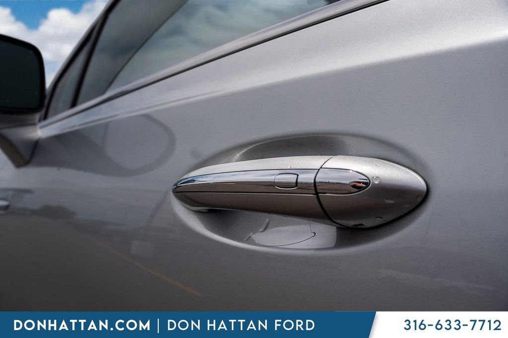 Used 2021 Buick Enclave Premium w/ Surround and Sites Package image 35