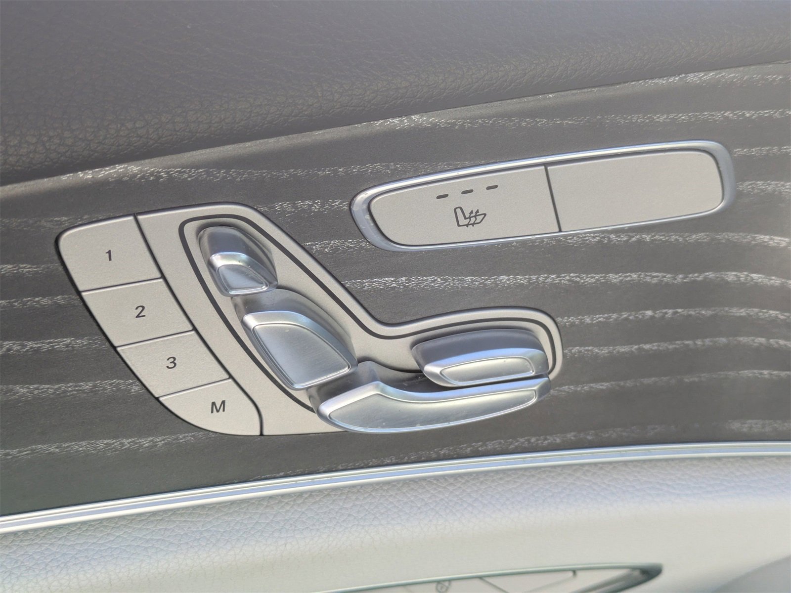 Used 2021 Mercedes-Benz E 350 Sedan w/ Premium Package image 20