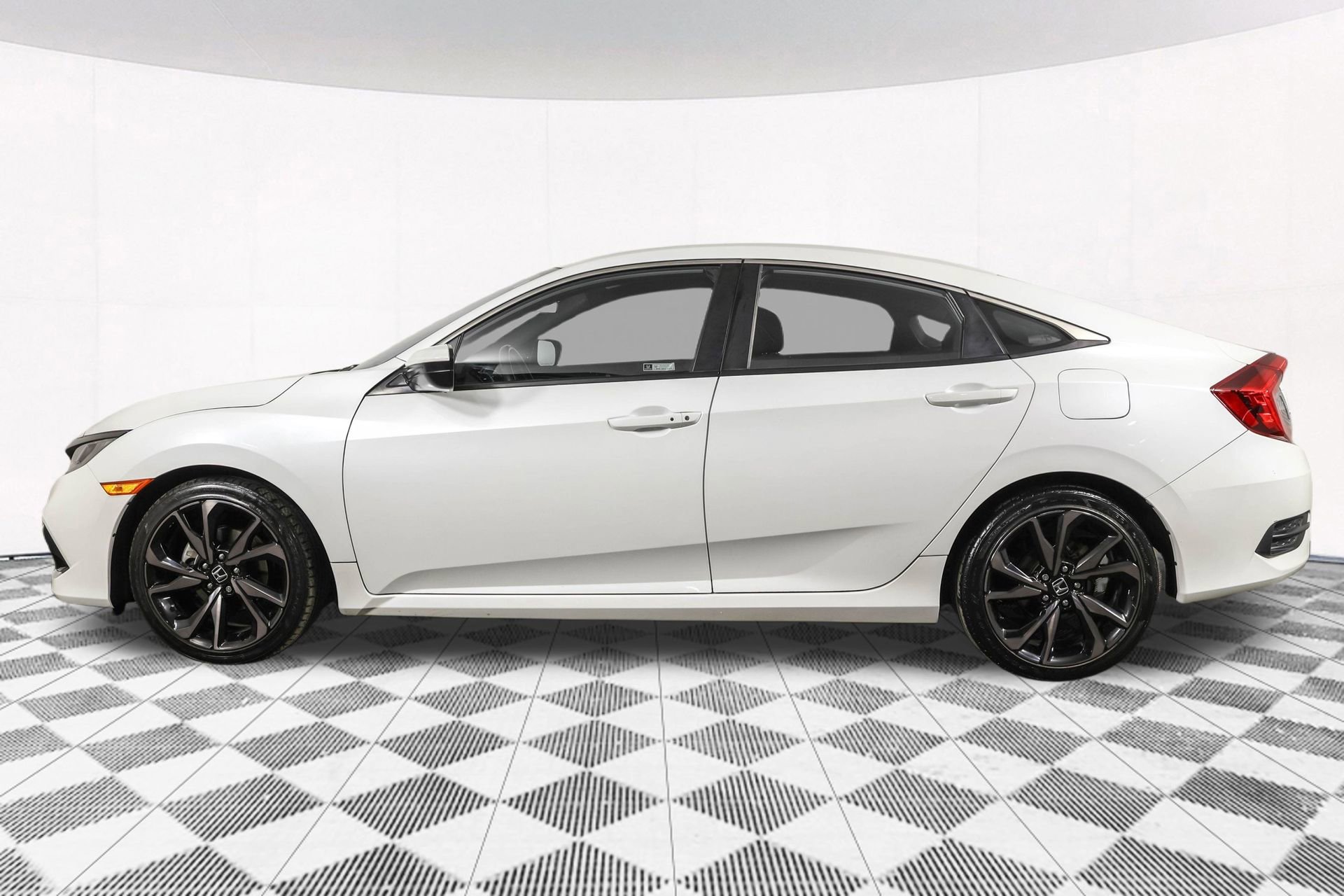 Used 2021 Honda Civic Sport image 18