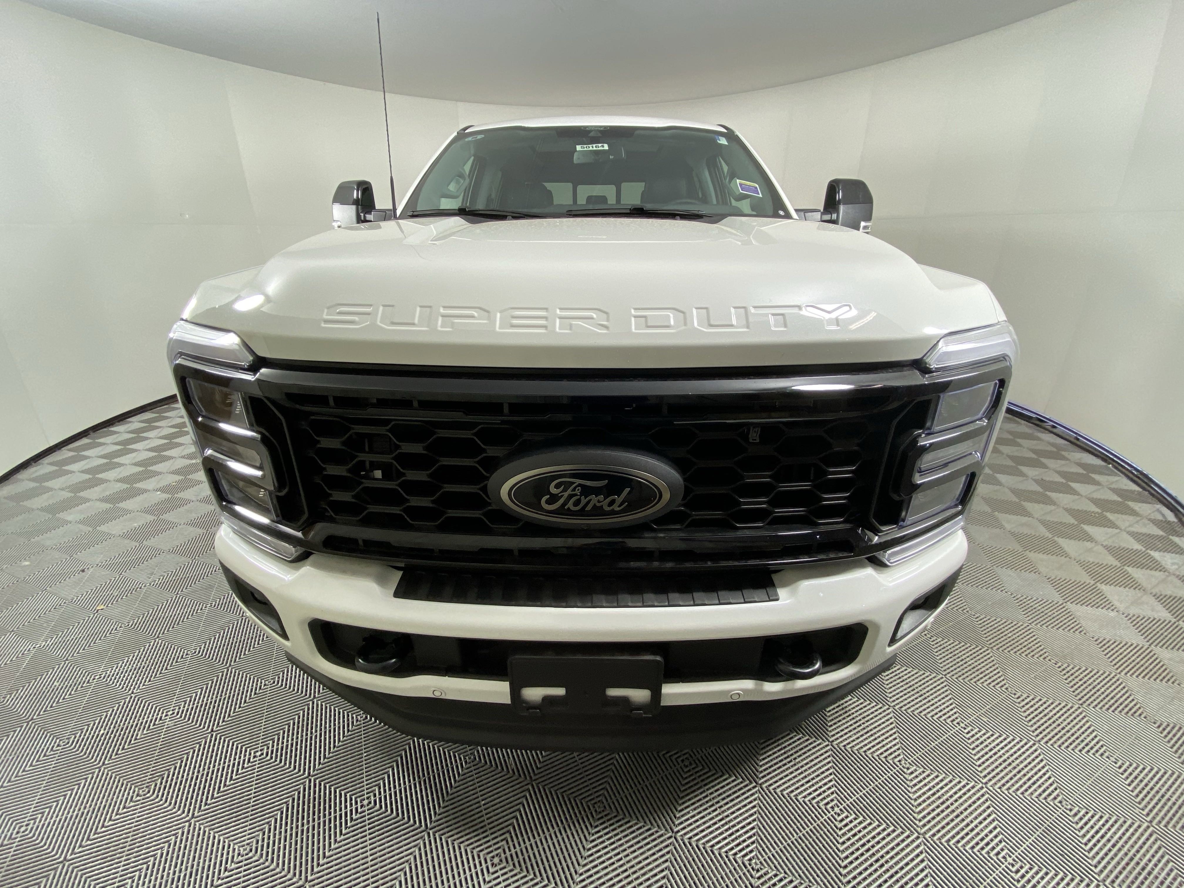 New 2025 Ford F250 Lariat w/ Lariat Ultimate Package image 8