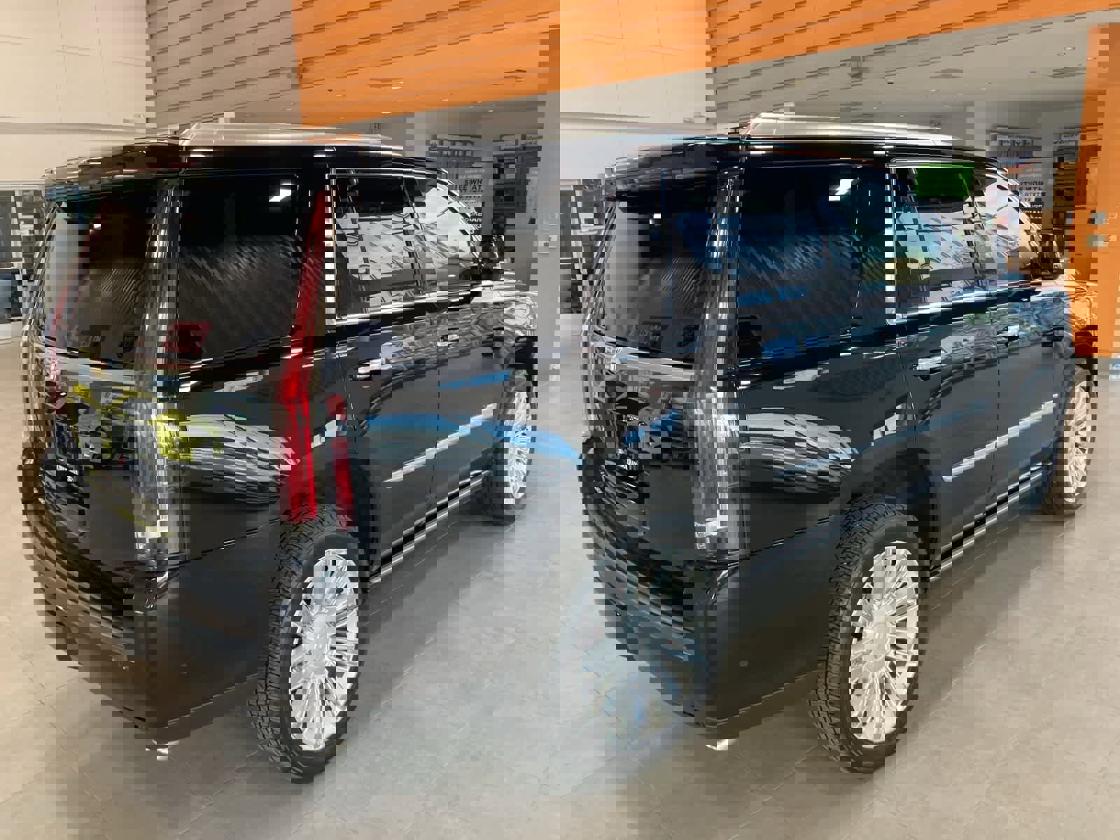 Used 2019 Cadillac Escalade Platinum image 5