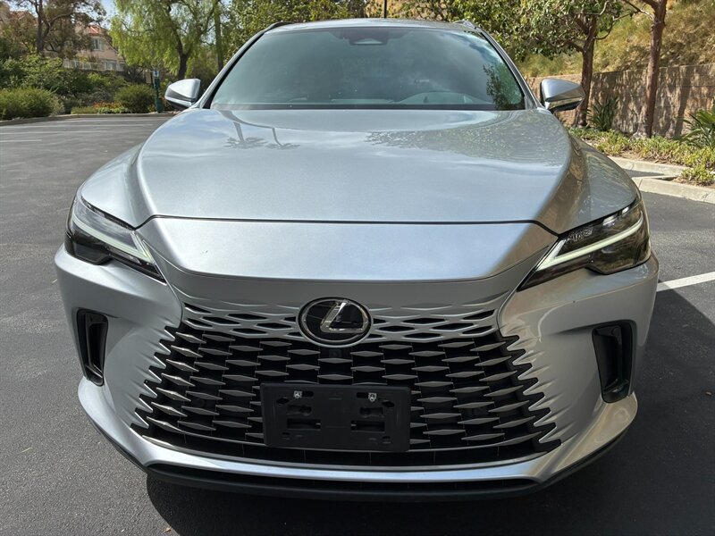 Used 2023 Lexus RX 350 Premium Plus w/ Cold Area Package FWD image 3