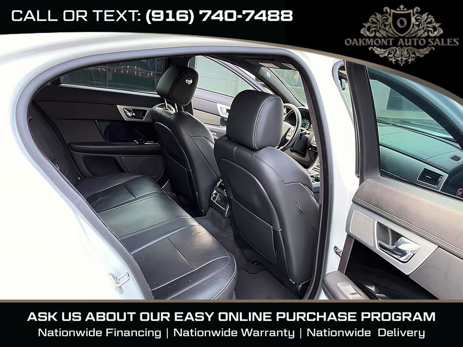 Used 2015 Jaguar XF Sport RWD image 12