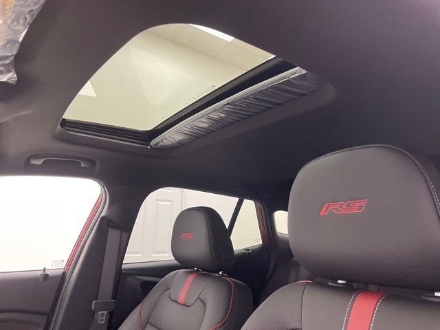 New 2026 Chevrolet Trax RS w/ Sunroof Package image 7