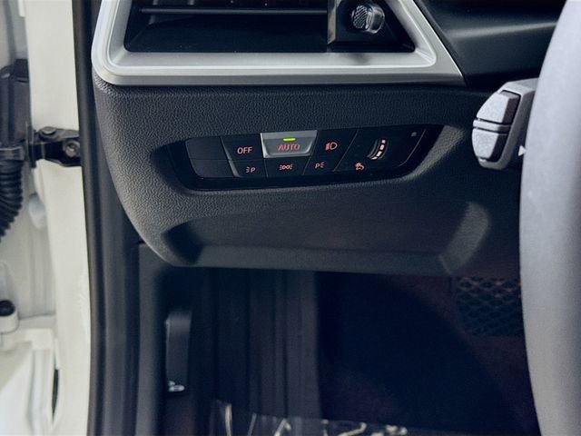 Used 2026 BMW 330i xDrive Sedan w/ Convenience Package image 10