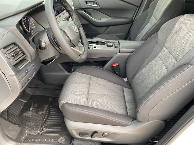 New 2026 Nissan Rogue SV AWD/4WD image 10