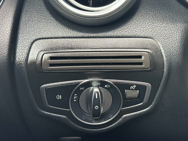 Certified 2022 Mercedes-Benz GLC 300 4MATIC image 25