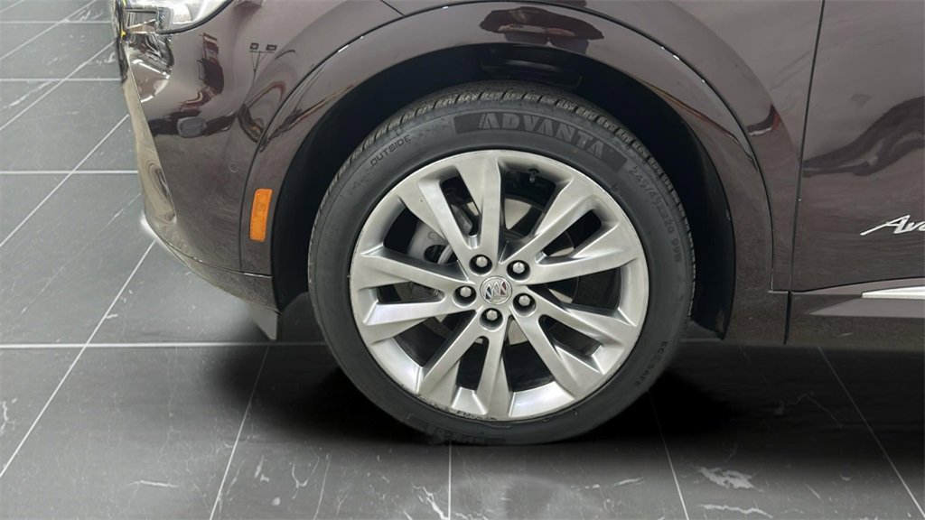 Used 2023 Buick Envision Avenir image 17