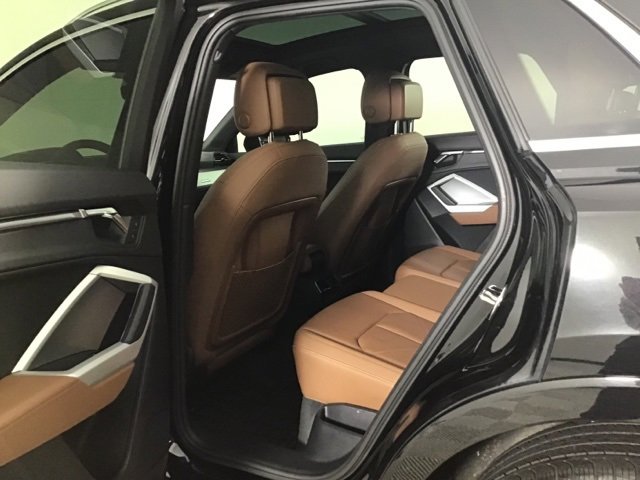 Used 2020 Audi Q3 2.0T Premium w/ Convenience Package image 20
