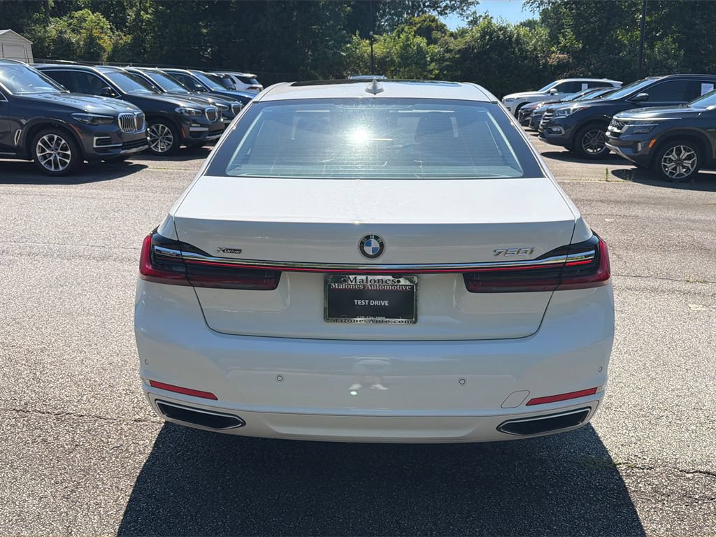 Used 2022 BMW 750i xDrive AWD/4WD image 6