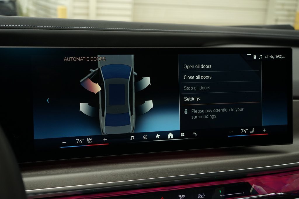 Used 2023 BMW 760i xDrive image 20