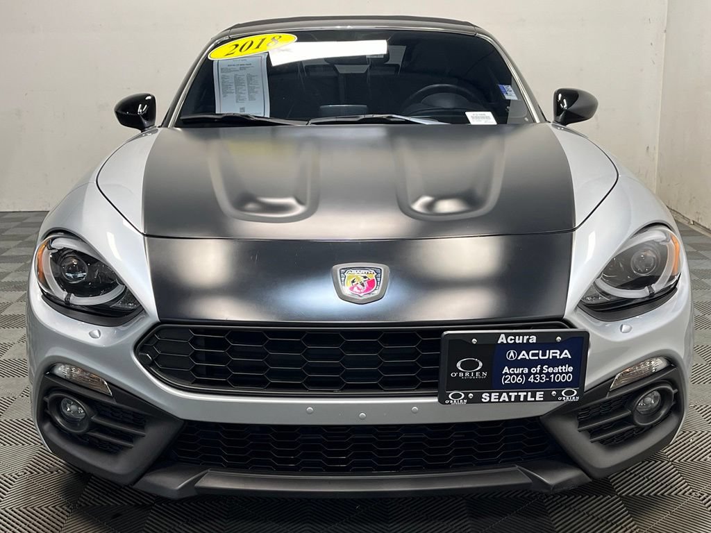 Used 2018 FIAT 124 Spider Abarth w/ Convenience Group RWD image 2