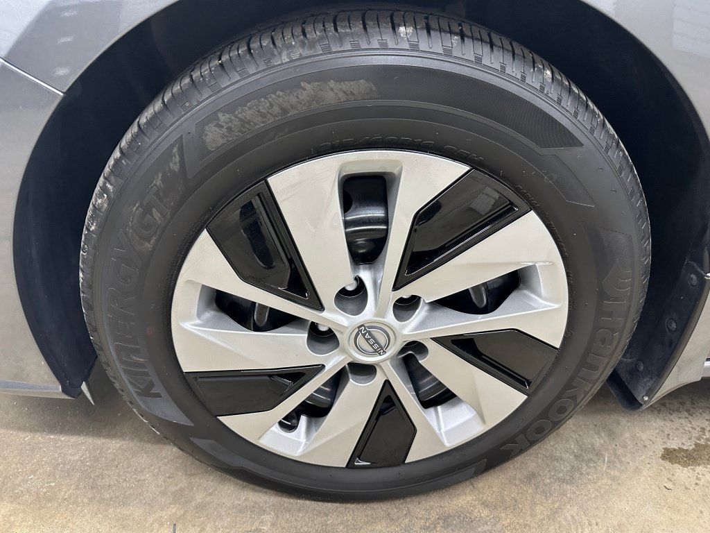 Used 2024 Nissan Altima 2.5 S FWD image 30