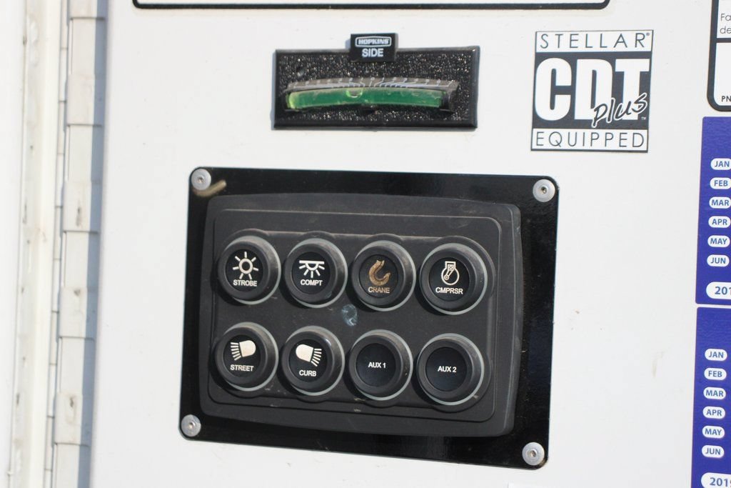 Used 2019 Ford F750 2WD Regular Cab Super Duty image 18