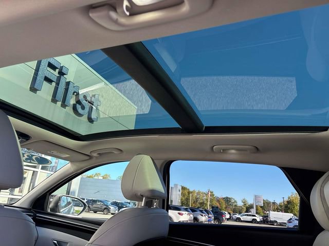 Used 2022 Hyundai Tucson Limited image 10