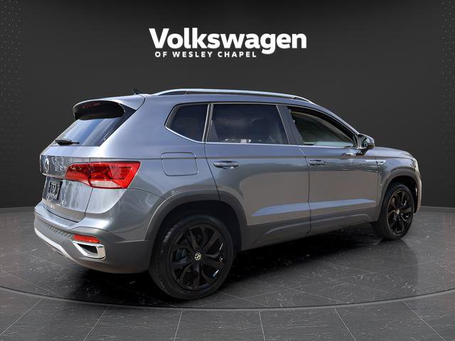Certified 2024 Volkswagen Taos SE w/ Panoramic Sunroof Package FWD image 9
