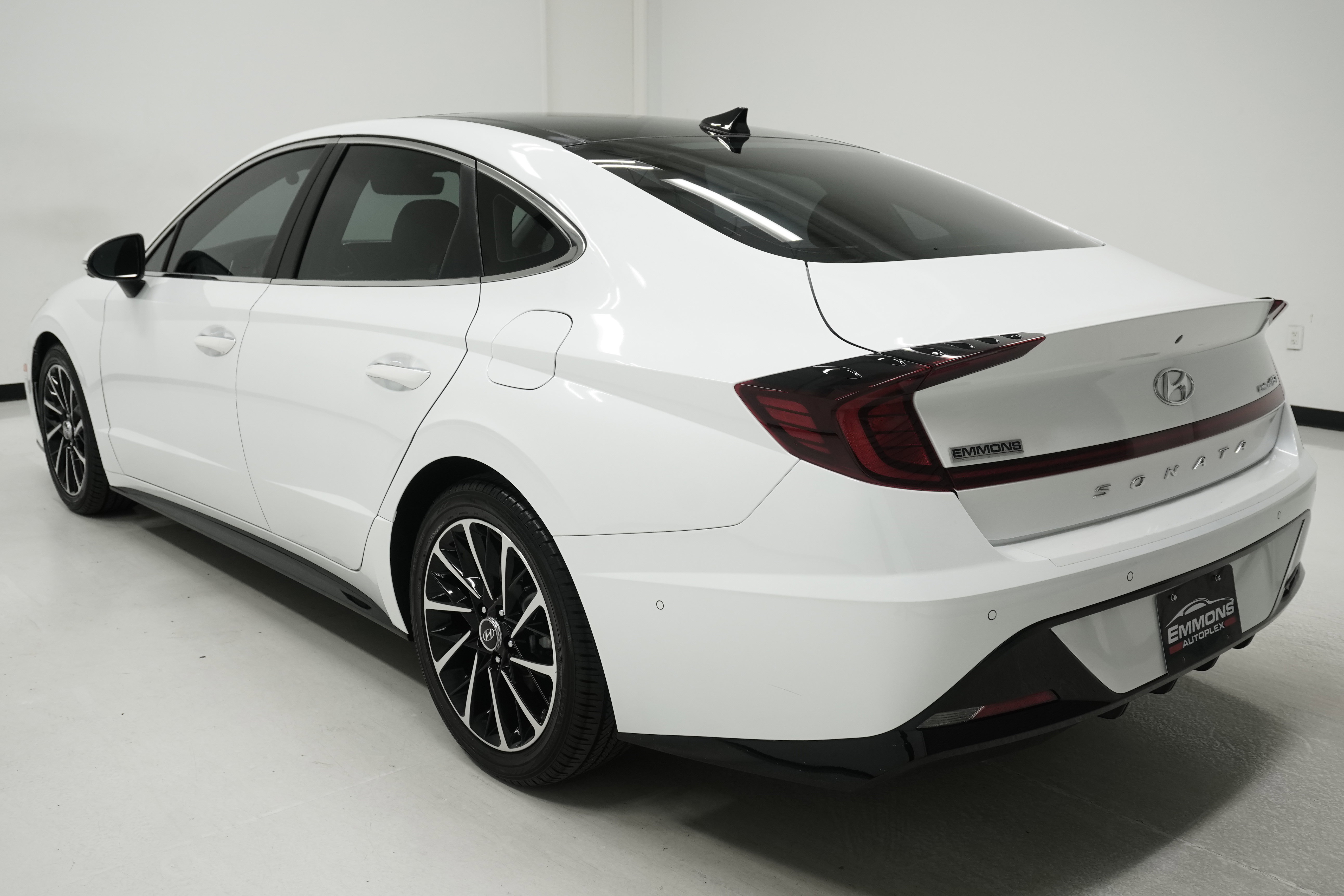 Used 2021 Hyundai Sonata Limited w/ Cargo Package image 6