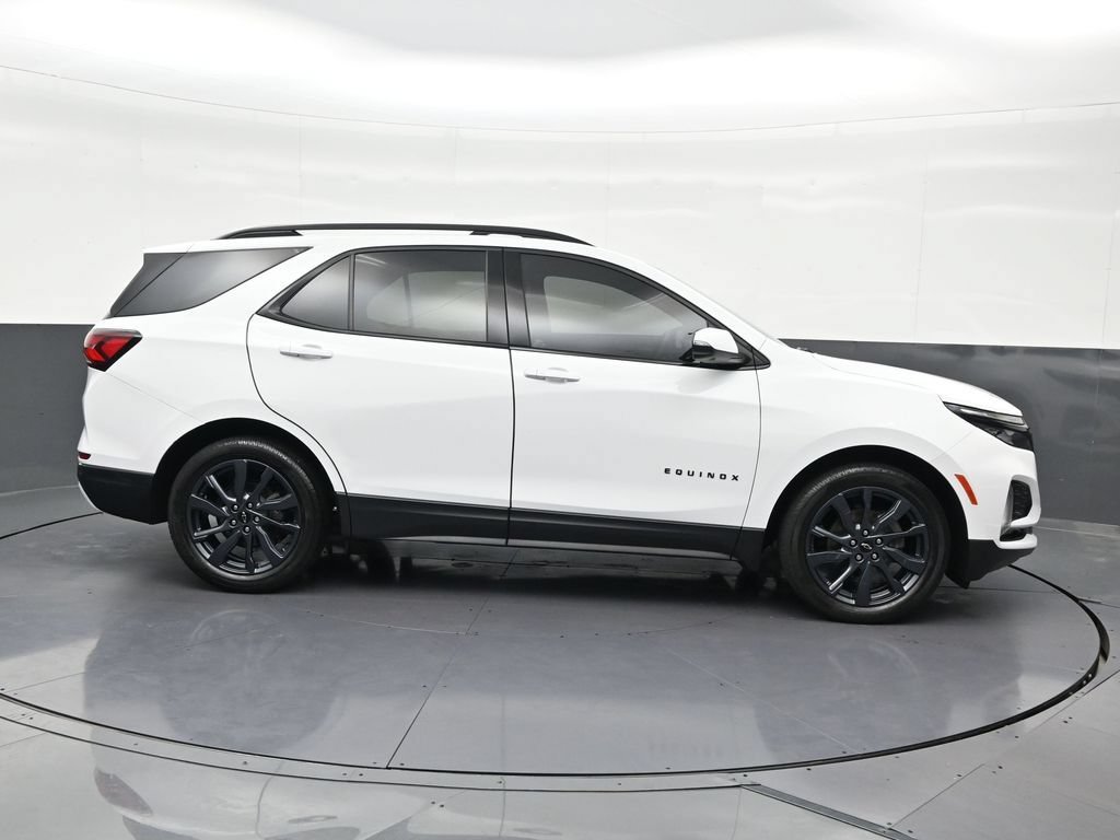 Used 2024 Chevrolet Equinox RS w/ RS Leather Package FWD image 7