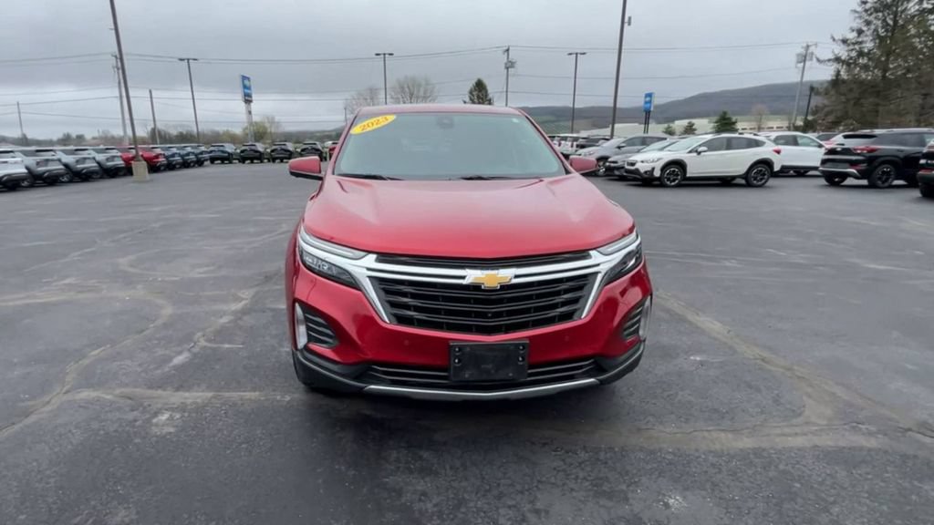 Used 2023 Chevrolet Equinox LT FWD image 3