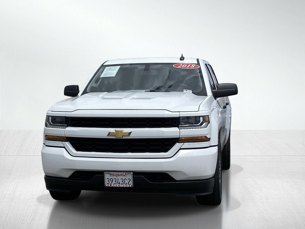 Used 2018 Chevrolet Silverado 1500 Custom w/ Custom Convenience Package RWD image 12