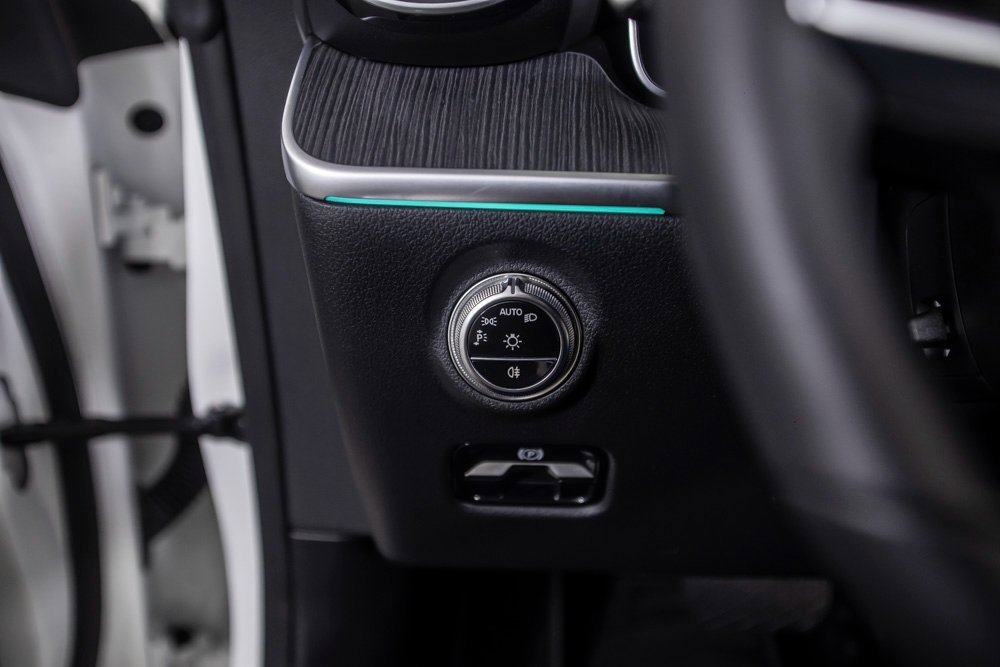 Used 2025 Mercedes-Benz CLE 300 4MATIC Cabriolet image 31