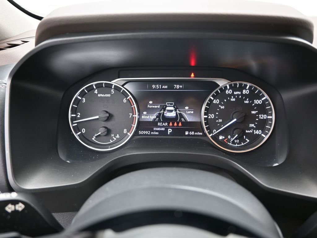 Used 2021 Nissan Rogue SV image 11