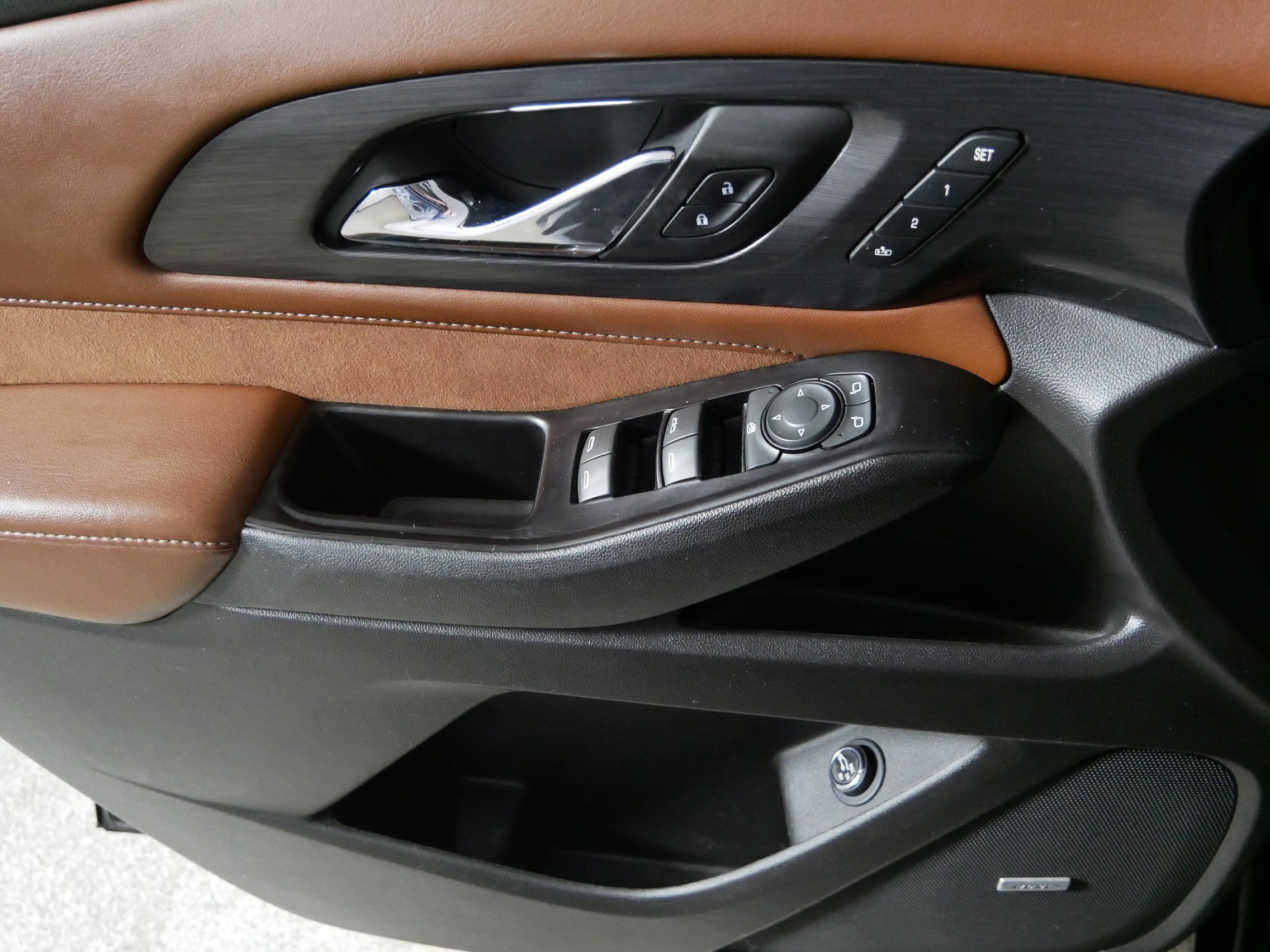 Used 2019 Chevrolet Traverse High Country w/ LPO, Floor Liner Package image 19