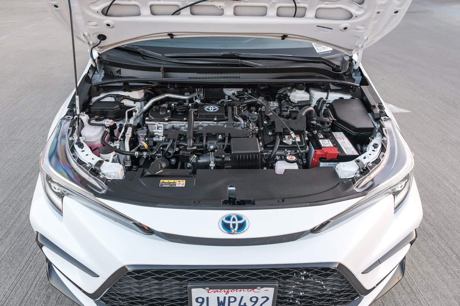 Certified 2024 Toyota Corolla SE w/ SE Package FWD image 28