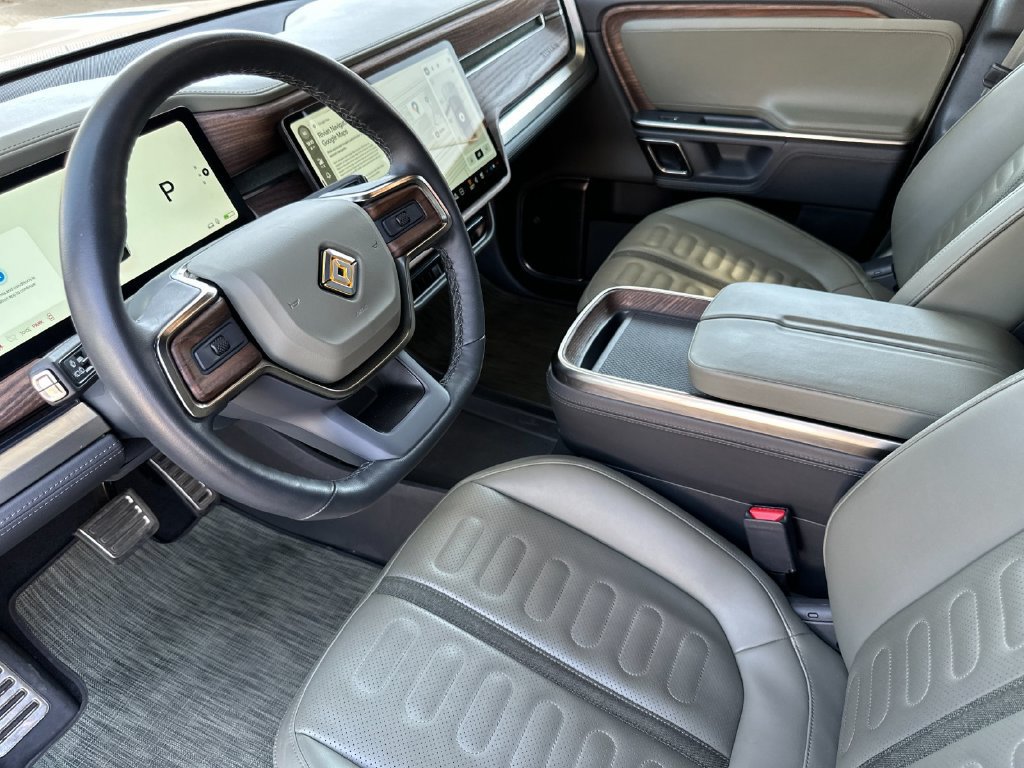 Used 2023 Rivian R1S Adventure Quad AWD/4WD image 9