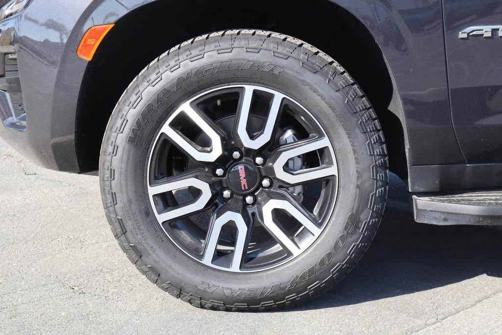 Used 2023 GMC Yukon XL AT4 w/ Max Trailering Package AWD/4WD image 14