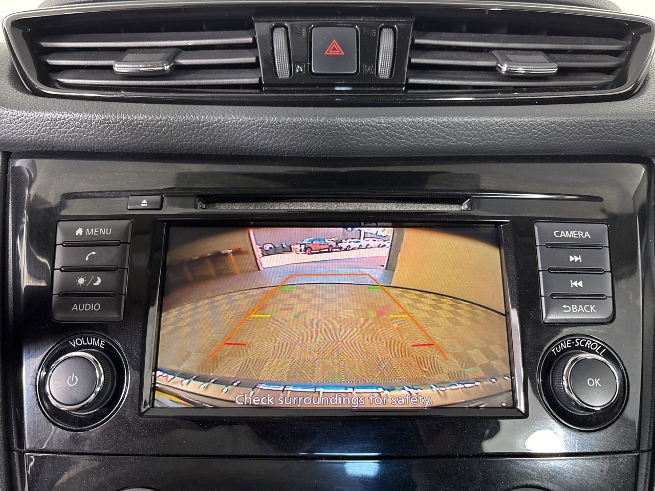 Used 2021 Nissan Rogue Sport S image 16