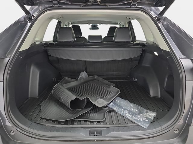 Used 2023 Toyota RAV4 XLE Premium FWD image 32